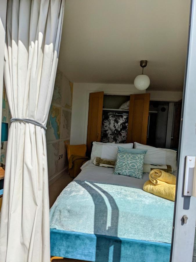 Panoramic Sea Views, Sleeps 4, Torquayアパートメント エクステリア 写真