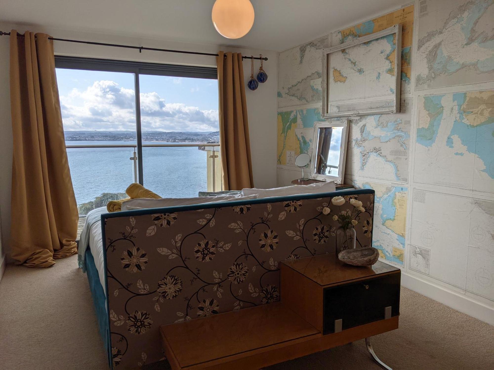 Panoramic Sea Views, Sleeps 4, Torquayアパートメント エクステリア 写真